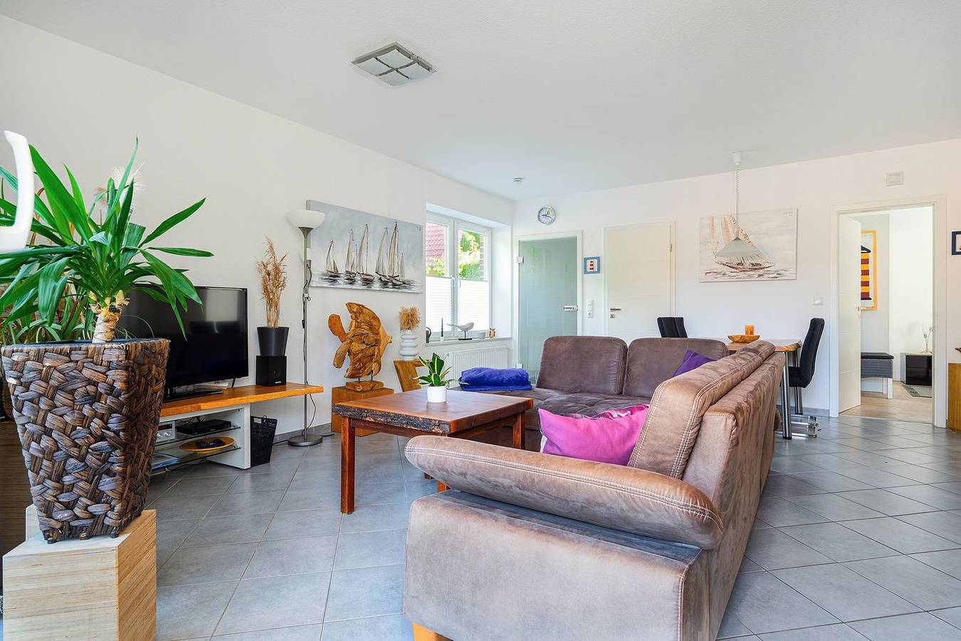 Ganze Wohnung, Ferienwohnung mit großem Garten in Norddeich in Strand Norddeich, Norddeich