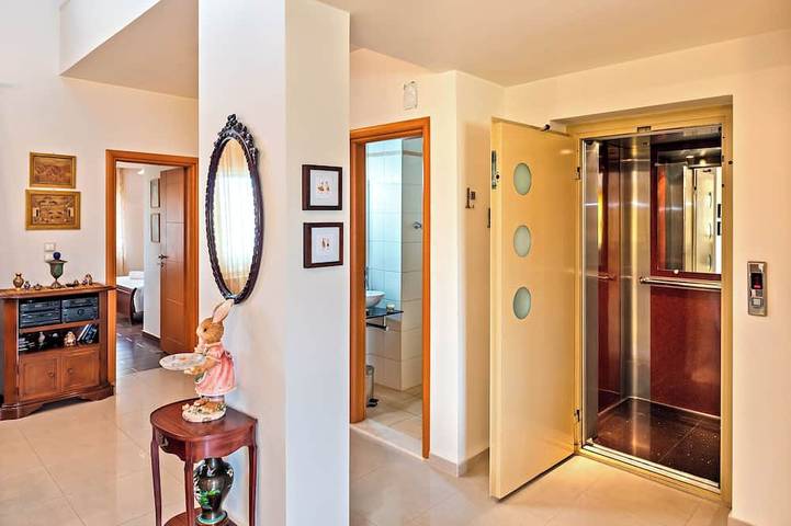 Villa für 6 Personen, mit Garten und Balkon - 1