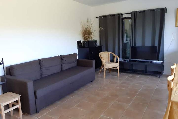 Location de vacances pour 6 personnes, avec piscine ainsi que terrasse et jardin à Buoux - 3