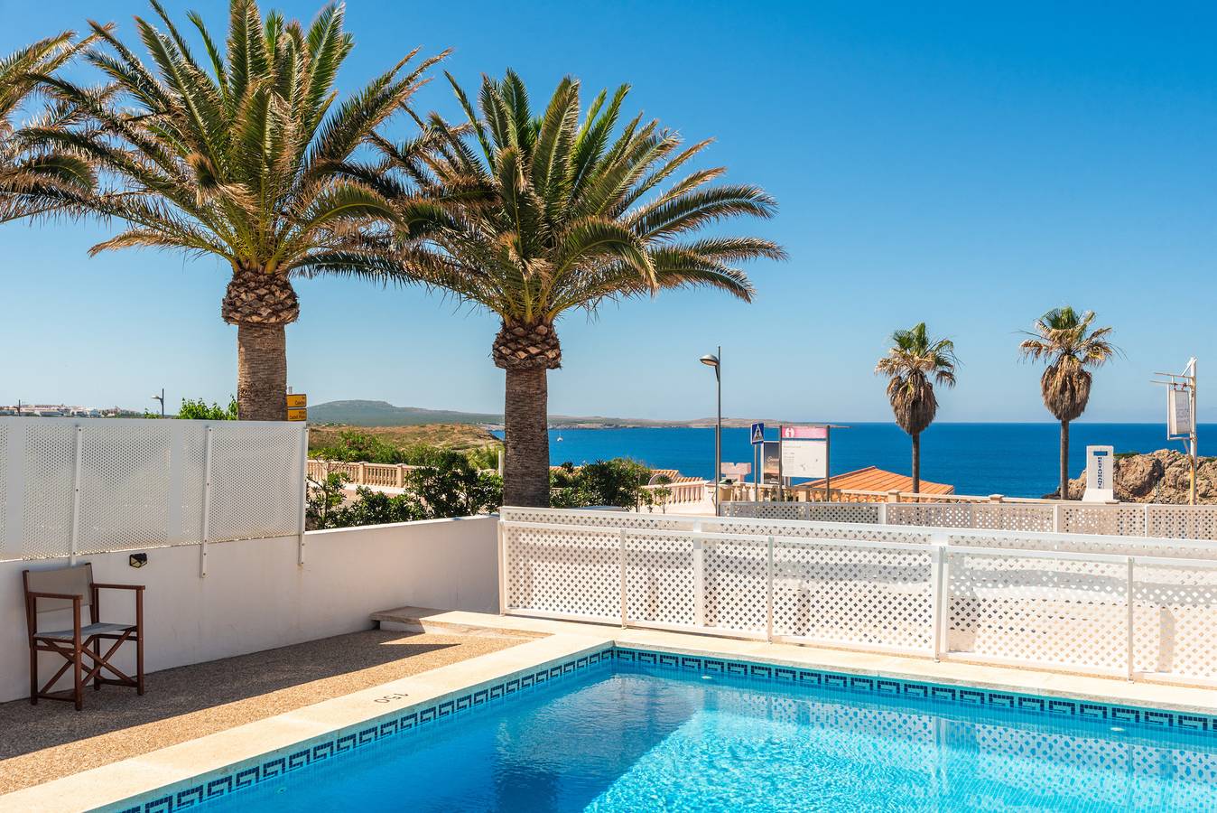 Villa Mar Azul in Arenal d'en Castell, Es Mercadal
