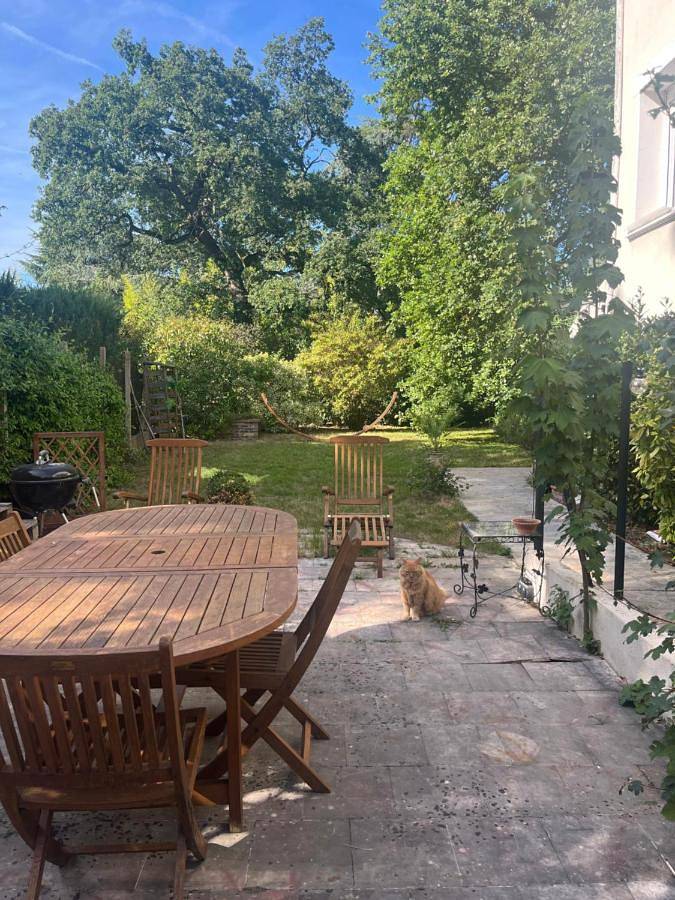 Gîte pour 4 personnes, avec jardin ainsi que vue et terrasse à Maisons-Laffitte - 3