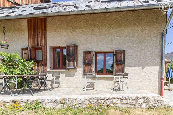 Gîte pour 10 personnes, avec jardin dans Parc naturel régional de la Chartreuse - 3