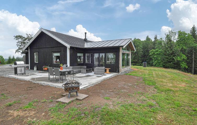 Ferienhaus für 4 Personen, mit Garten und Sauna sowie Terrasse in Dalsland