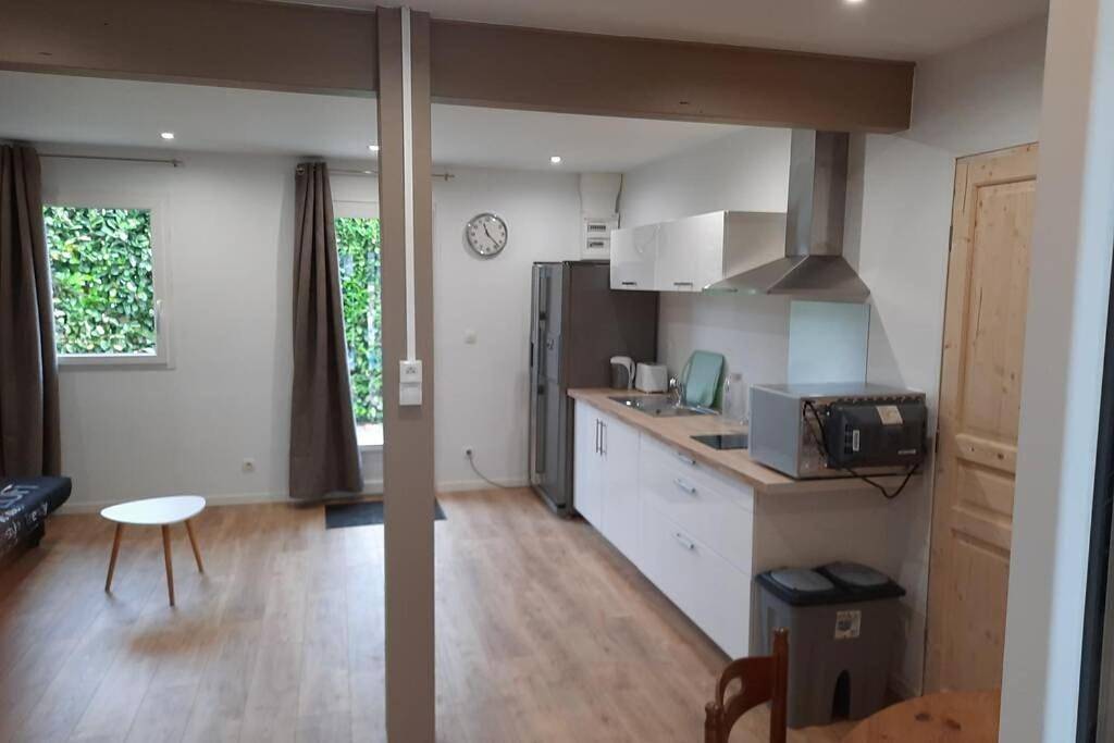 Appartement entier, Studio rdc avec terrasse in Rang-du-Fliers, Région de Montreuil