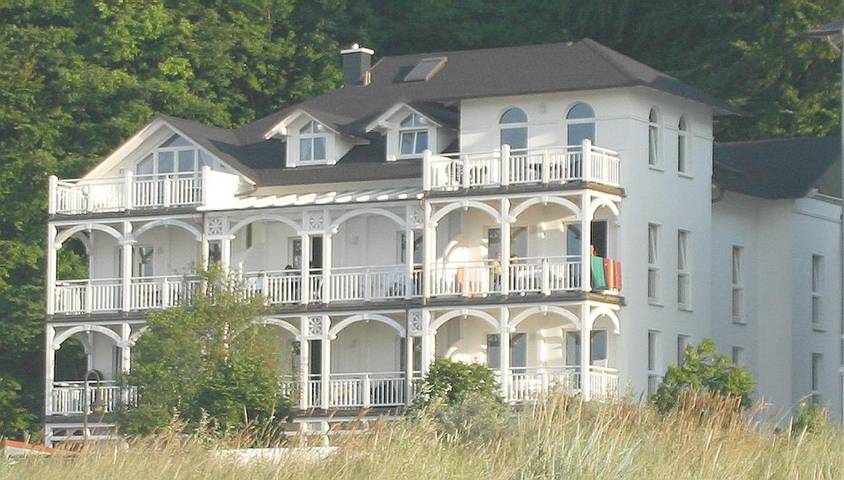 Ferienhaus mit Meerblick für 4 Personen, mit Seeblick und Balkon in Binz - 3
