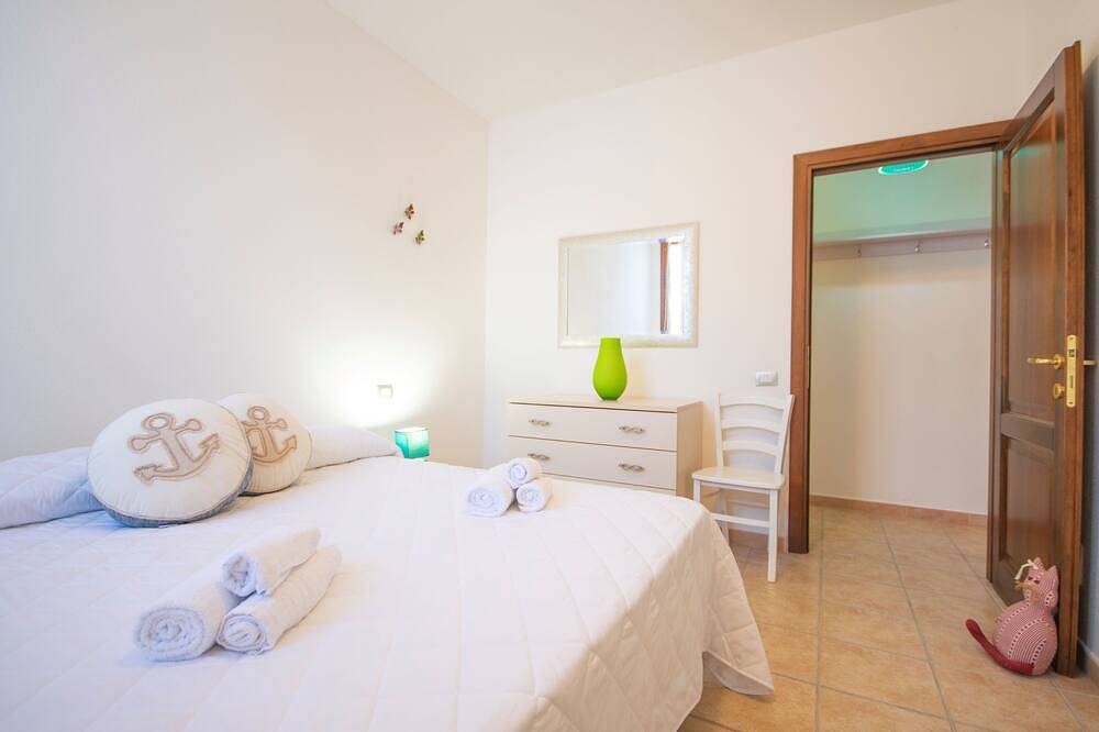 Appartamento intero, Girasole - Due Camere da Letto Appartamento, Ospiti Massimo 4 in La Caletta, Siniscola