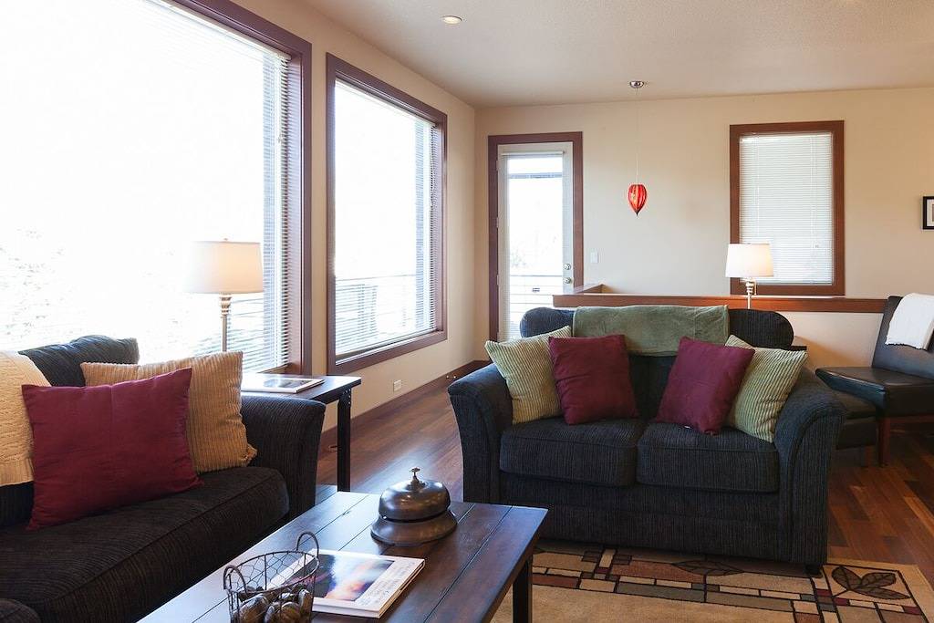 Vacation Home for 6 Guests in Hood River, Oregon