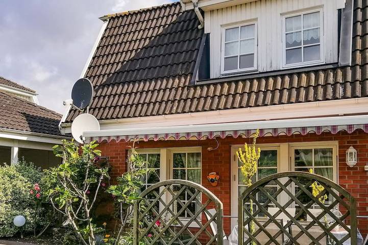 Ferienhaus für 6 Personen, mit Terrasse und Garten - 1