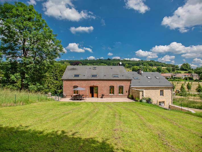 Location de vacances pour 8 personnes, avec Terrasse et Jardin dans Guignicourt-sur-Vence