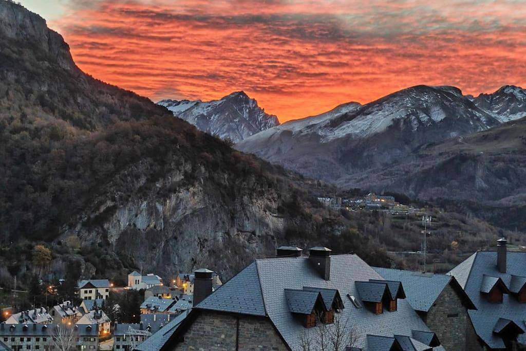 Apartamento entero, Mimosa 4 con terraza - tucasaenlospirineos in Escarrilla, Sallent de Gállego