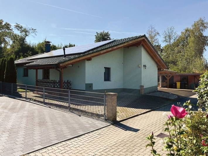 Ferienhaus für 5 Personen, mit Garten und Terrasse in Blankenburg