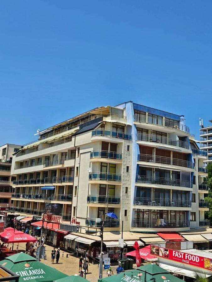 Ferienwohnung für 2 Personen, mit Ausblick und Balkon in Sonnenstrand