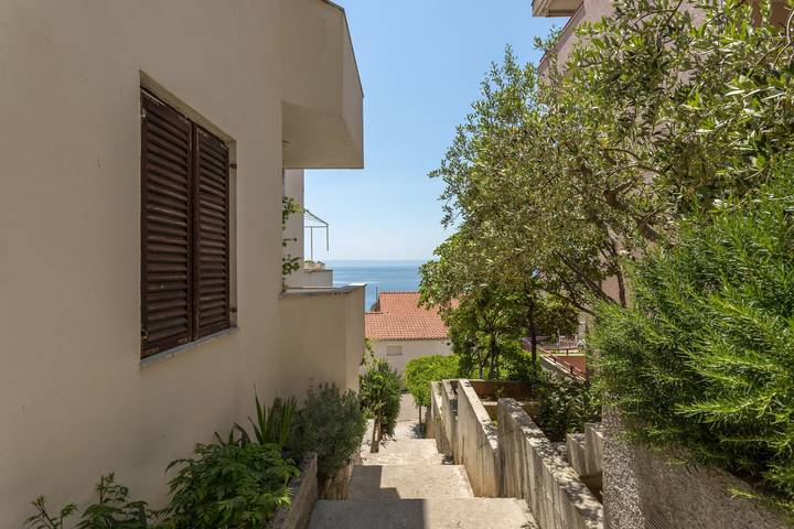 Ferienwohnung für 2 Personen, mit Balkon/Terrasse in Baska Voda - 4