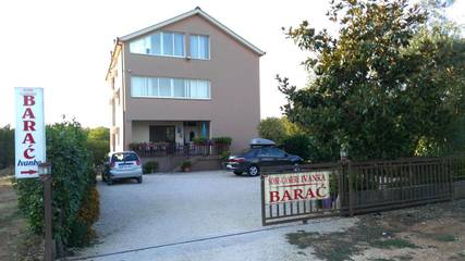 Gîte pour 2 personnes, avec vue ainsi que terrasse et jardin dans Međugorje
