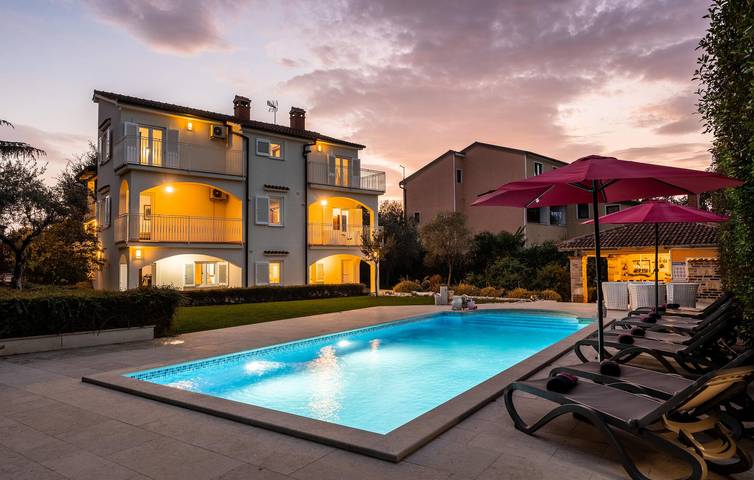 Ferienhaus für 12 Personen, mit Terrasse, mit Haustier in Poreč - 3