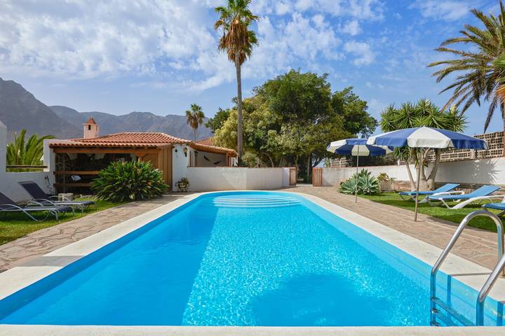 Casa rural para 4 personas, con piscina y terraza en Buenavista del Norte