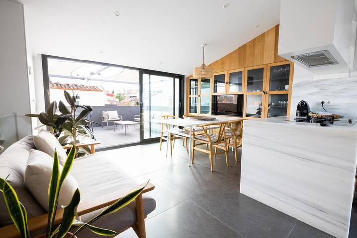 Apartamento de vacaciones para 4 personas, con terraza y vistas - 1