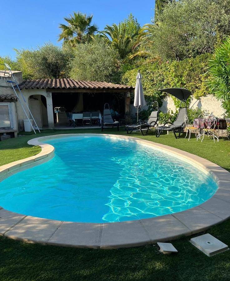 Appartement entier, Bas de villa avec piscine in Mouans-Sartoux, Côte méditerranéenne (France)