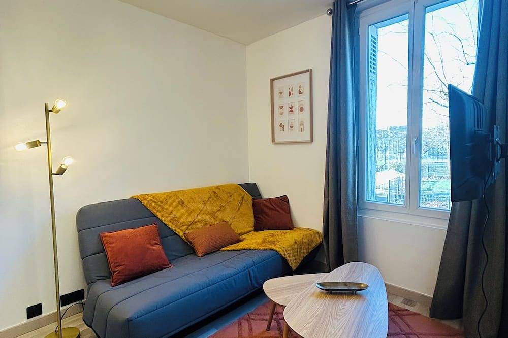 Geheel appartement, New apartment near train station in Tours, Tours en omgeving