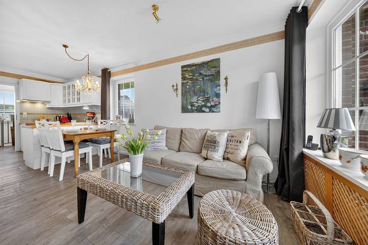 Ganze Wohnung, Gemütliche Ferienwohnung, zentrums- & strandnah in Wenningstedt in Nordfriesische Inseln (Schleswig-Holstein) (Schleswig-Holstein), Wenningstedt