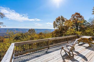 Glamping for 6 Guests in Blue Ridge Mountains, West Virginia, Picture 4