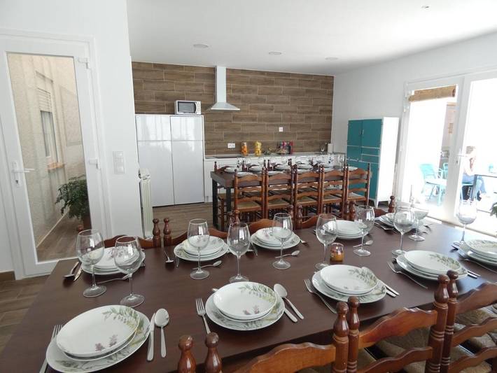 Casa rural para 22 personas, con vistas además de jardín y piscina, Se admiten mascotas en El Toboso - 4