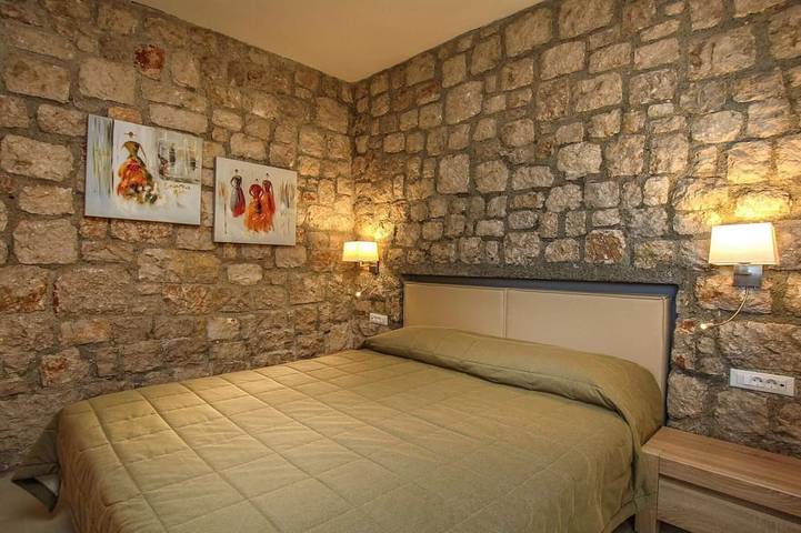 Villa Luciana - Private Pool, BBQ, WiFi & AC in Pefki, Rhodos