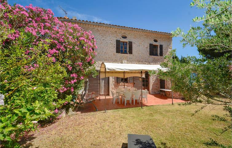 Appartement am Pool mit Parkplatz & WiFi in La Garde, Mittelmeerküste (Frankreich)