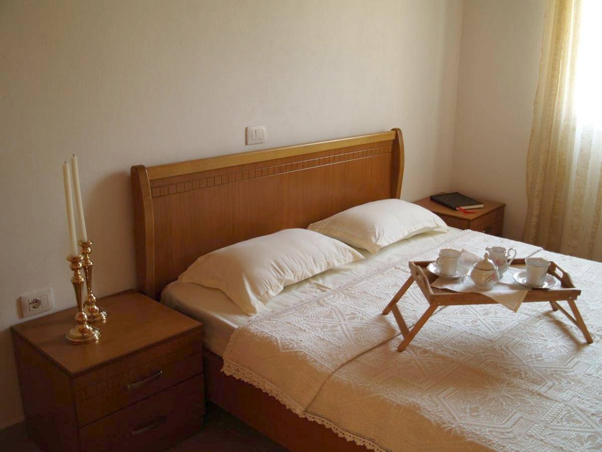 Apartment with Garden View in Himarë, Vlorë