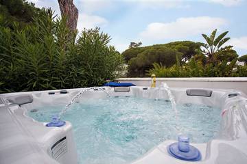 Villa pour 6 personnes, avec jardin et jacuzzi dans Quinta do Lago