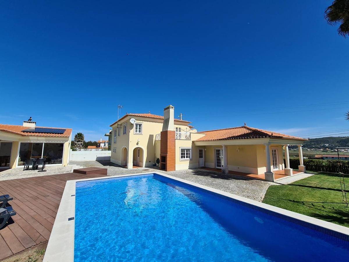 Casa da Encosta in Nazaré, Leiria distrito