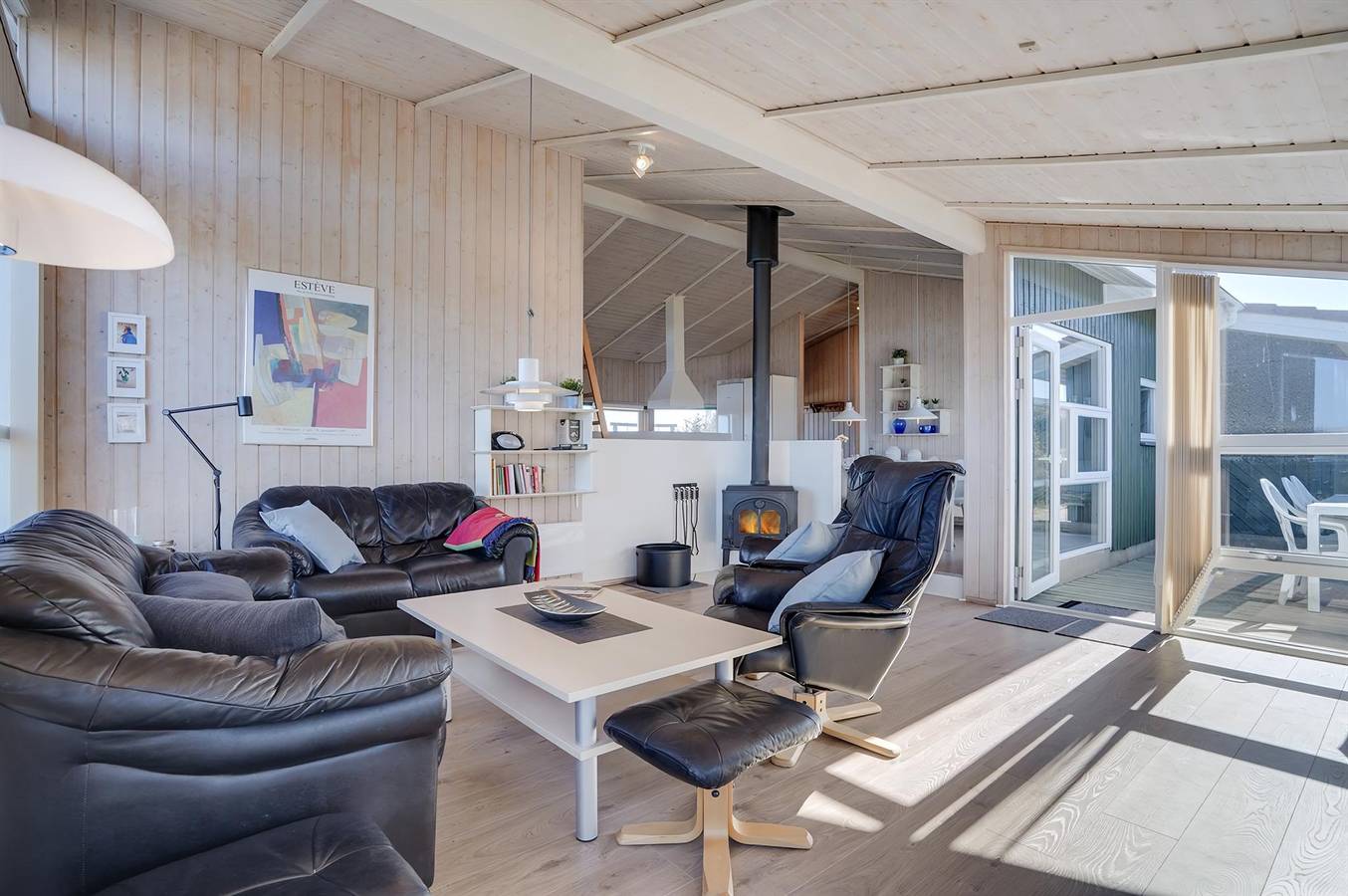 Amazing home in Ringkøbing w/ 4 Bedrooms, Sauna and Wifi in Ringkøbing, Holmsland Klit