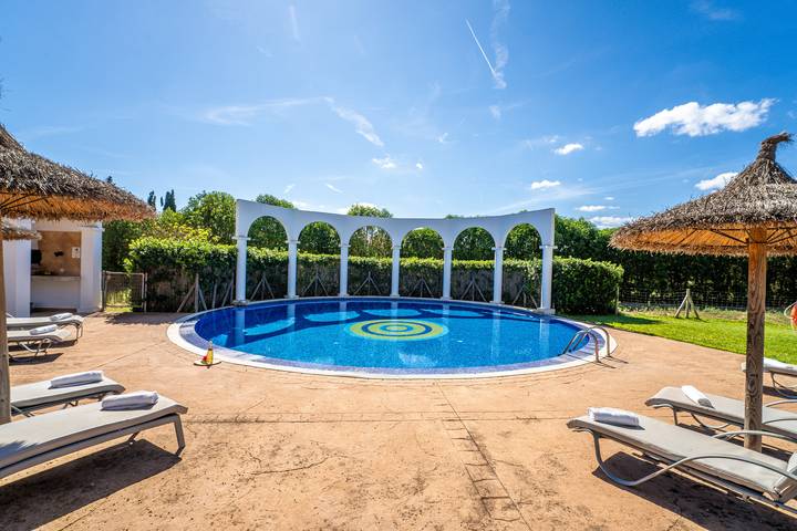 Maison de vacances pour 6 personnes, avec terrasse et jardin, adapté aux familles à Sa Pobla