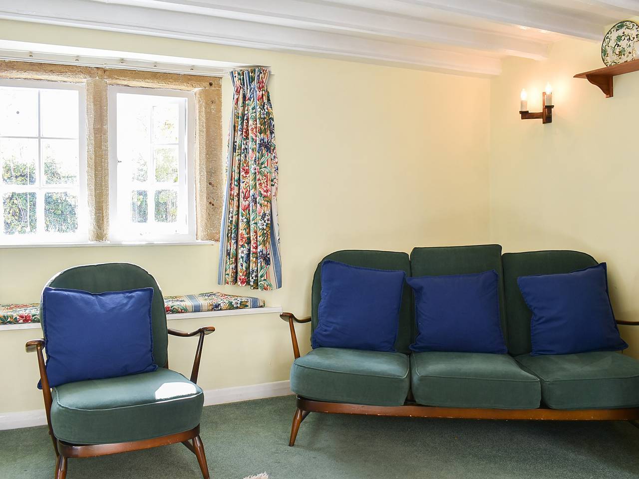April Cottage in Youlgreave, Derbyshire