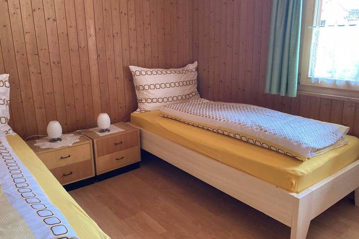Gîte pour 6 personnes, avec balcon, animaux acceptés à Andeer - 3