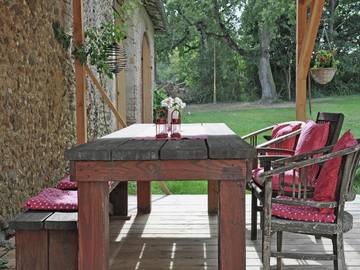 Cottage pour 5 personnes, avec terrasse ainsi que jardin et piscine à Artigat
