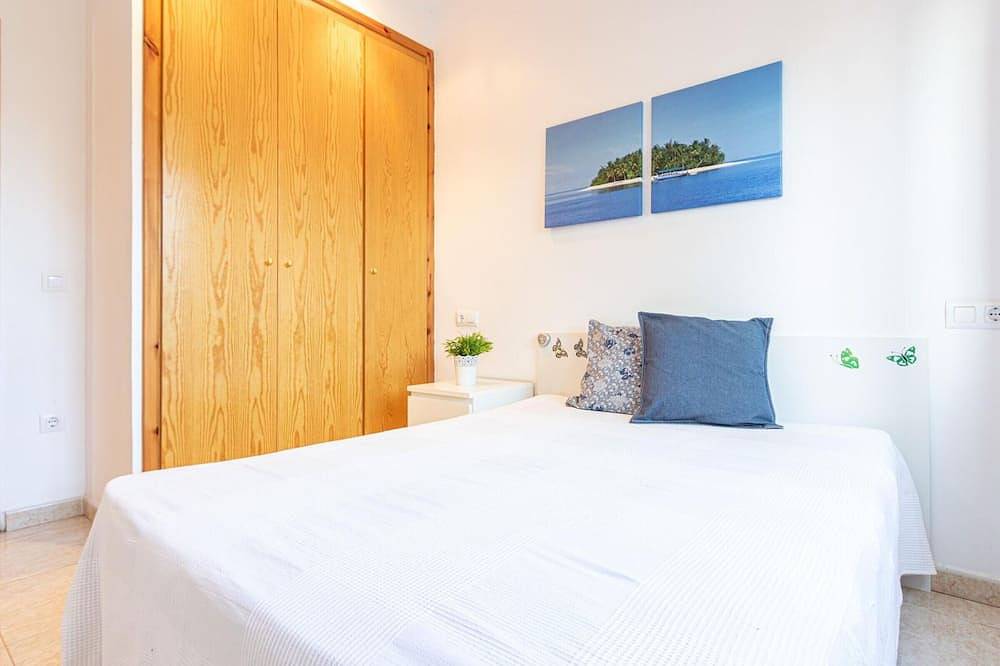 Casa con Jardín Privado, 3 Habitaciones, Terraza y Garaje en Sant Pere Pescador in San Pedro Pescador, Alt Empordà