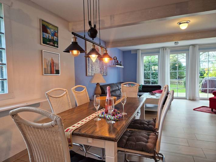 Bungalow für 6 Personen, mit Terrasse und Garten, kinderfreundlich in Trassenheide - 2