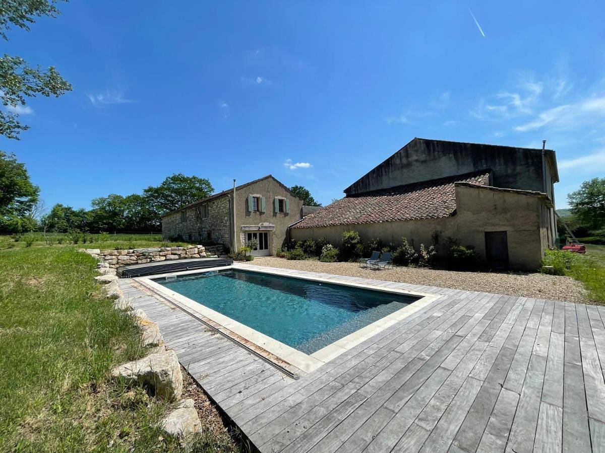 Two-Bedroom House in Cordes-sur-Ciel, Région d'Albi