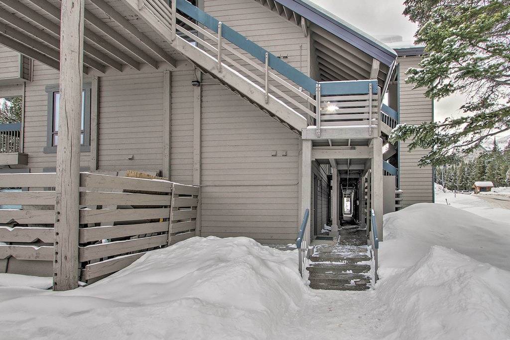 Ganze Wohnung, Steps to Ski Lifts - Condo w/ Walk-Out Patio! in Big Sky Mountain Village, Big Sky