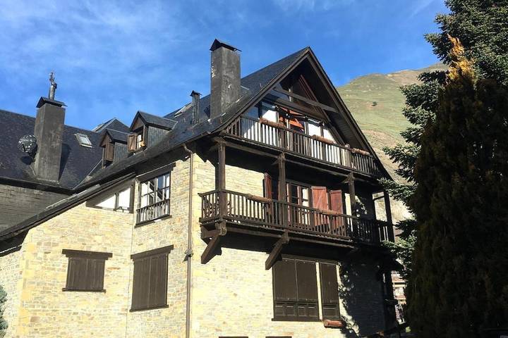 Casa rural para 8 personas, con vistas y jardín en el Valle de Aran