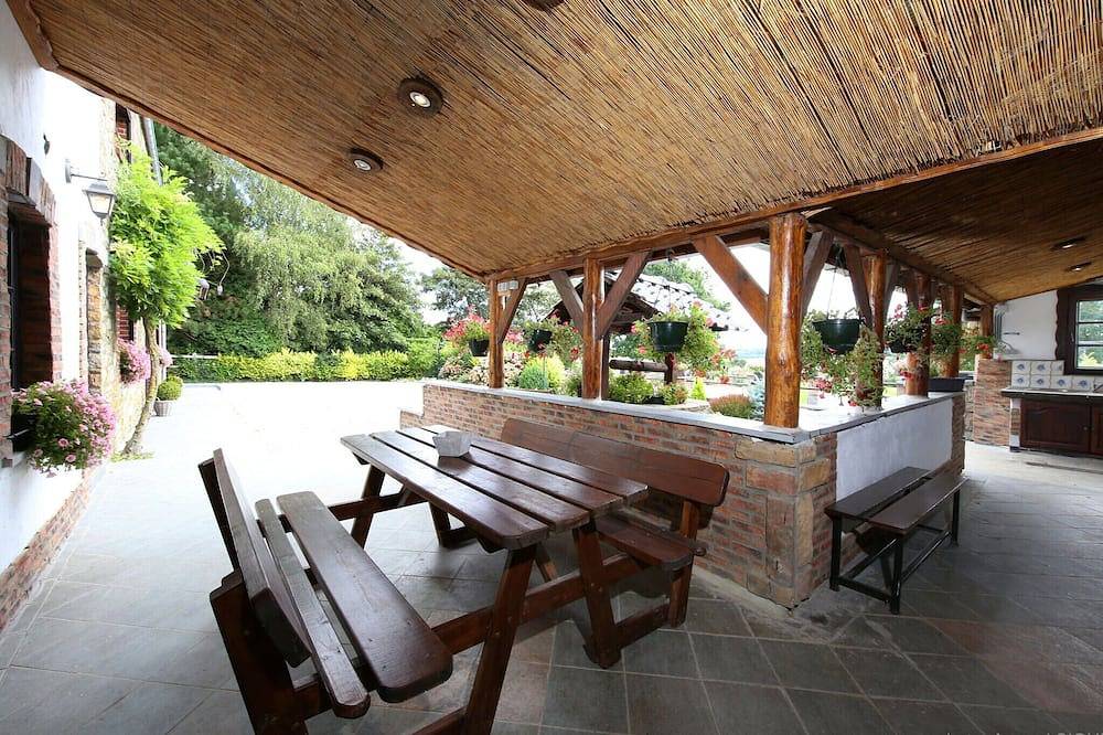 Modernes, geräumiges Ferienhaus in Mettet, Region Namur