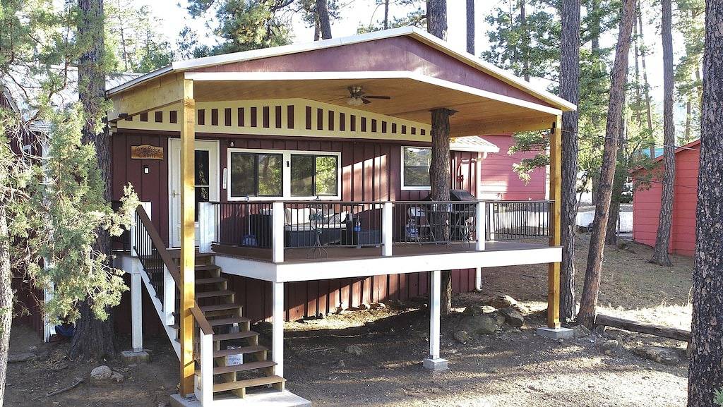 Log Cabin for 8 Guests in Ruidoso, Ski Apache