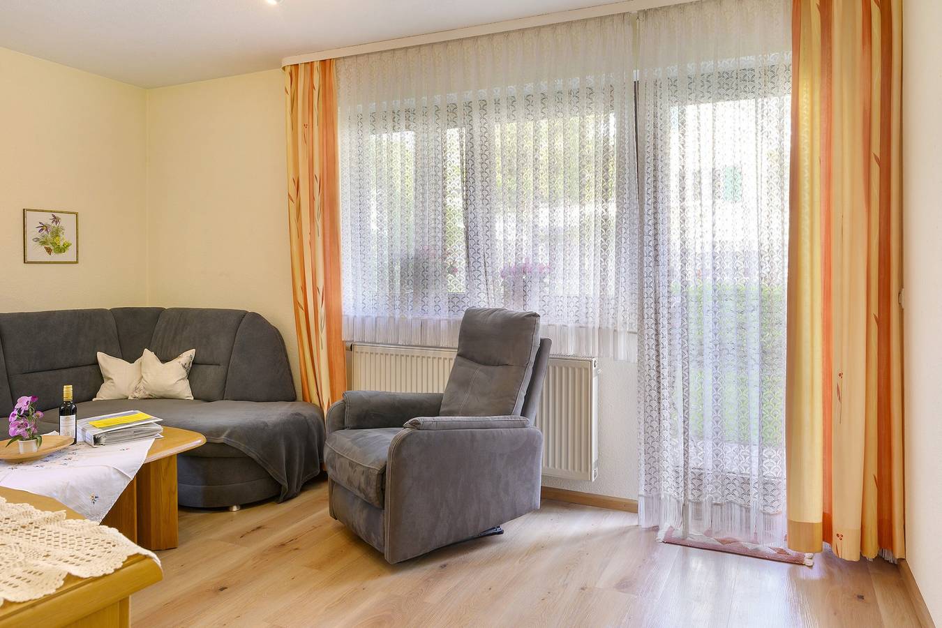 Ganze Wohnung, Ferienwohnung 'Wagner' mit Privatterrasse und Wi-Fi in Bad Bellingen, Südschwarzwald