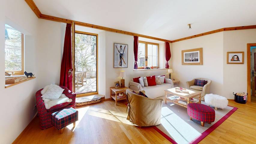Ferienwohnung für 6 Personen, mit Terrasse in Samedan