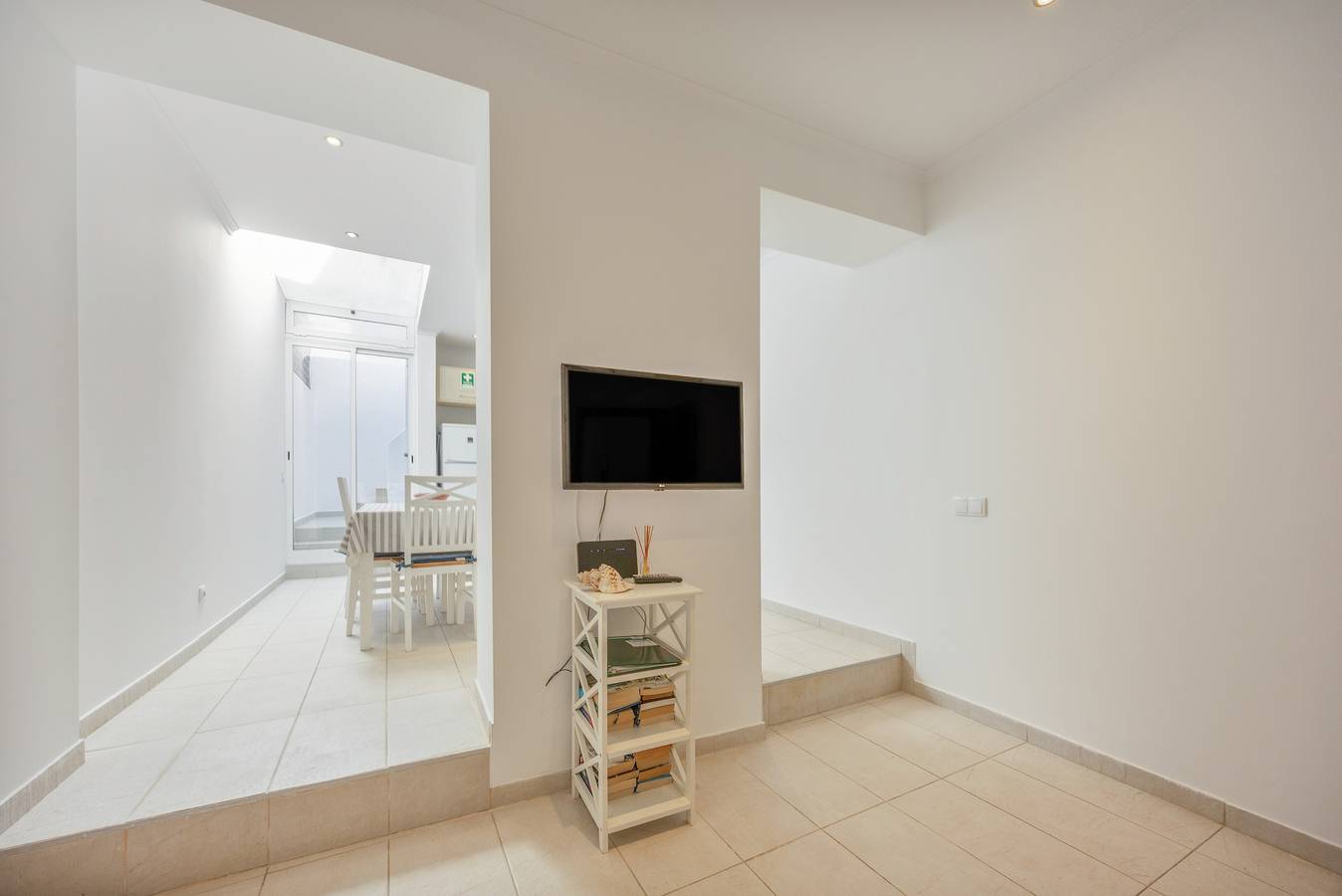 Casa de vacaciones 'Lanzarote' con terraza privada, Wi-Fi y aire acondicionado in Alvor, Distrito de Faro