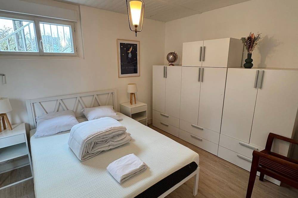 Apartamento entero, Apartamento renovado con terraza amplia y estacionamiento en Touques in Touques, Region de Lisieux