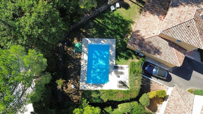 Location de vacances pour 6 personnes, avec piscine ainsi que jardin et vue dans Domaine de Fayence - 2