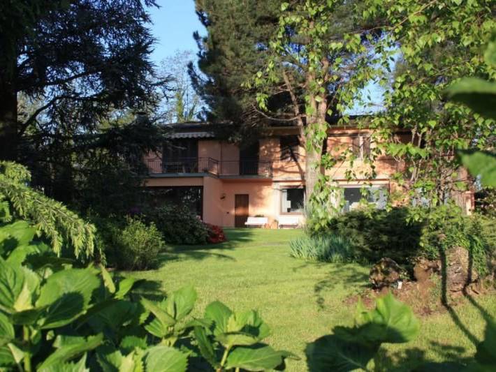 Appartamento vacanze per 4 persone, con Giardino in Brianza