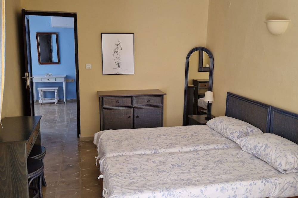 Familienfreundliches Sommerhaus mit Privatpool und Wlan in Cala Tarida, Sant Josep de sa Talaia